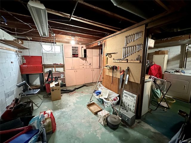 1204 Prairie Street, Grinnell, IA 50112