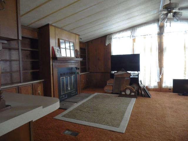 811 Graham Street, Coleman, MI 48618