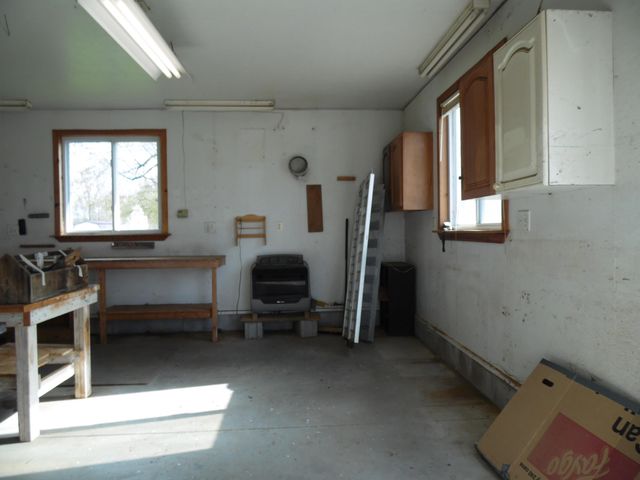 811 Graham Street, Coleman, MI 48618