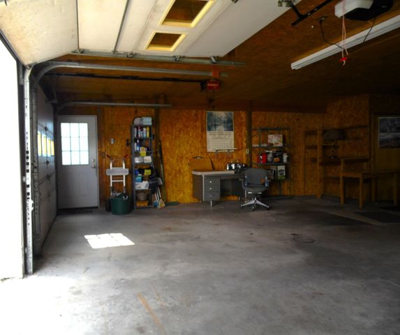811 Graham Street, Coleman, MI 48618