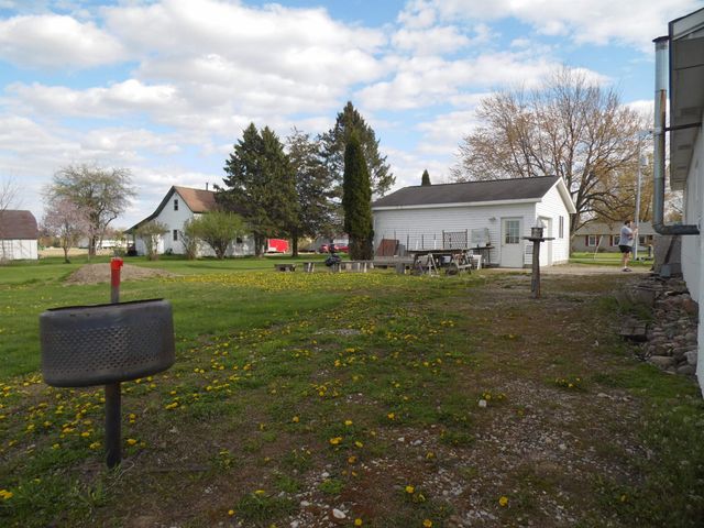 811 Graham Street, Coleman, MI 48618
