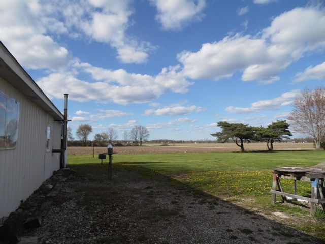 811 Graham Street, Coleman, MI 48618