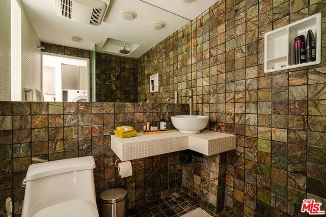 1630 Champlain Terrace, Los Angeles, CA 90026