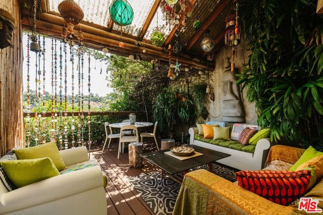 1630 Champlain Terrace, Los Angeles, CA 90026