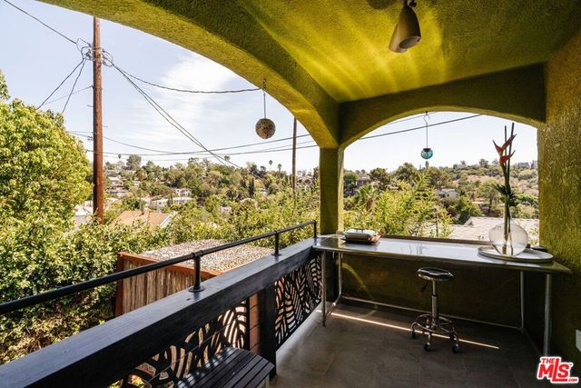 1630 Champlain Terrace, Los Angeles, CA 90026