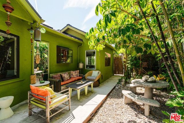 1630 Champlain Terrace, Los Angeles, CA 90026