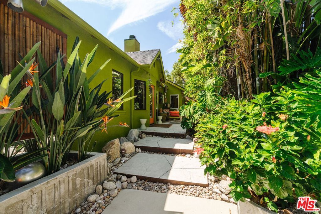1630 Champlain Terrace, Los Angeles, CA 90026 — photo 2
