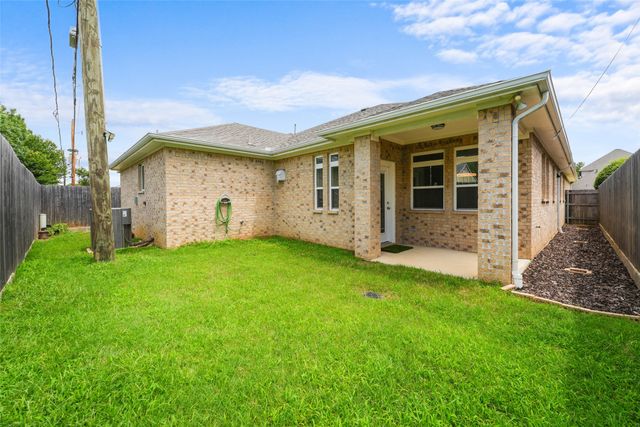 3807 Winding Road, Arlington, TX 76016