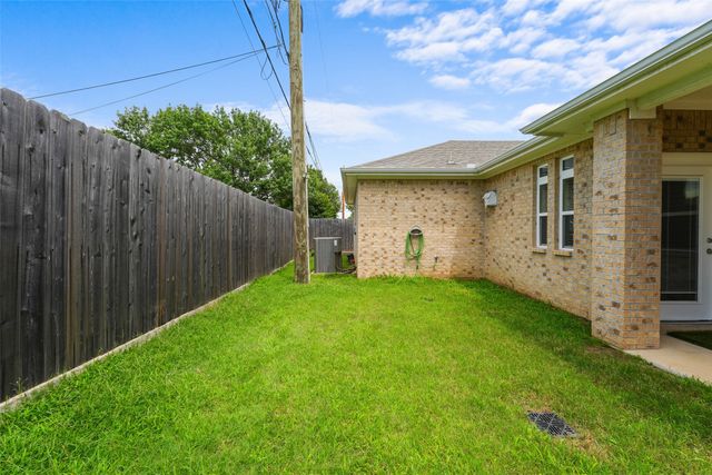 3807 Winding Road, Arlington, TX 76016