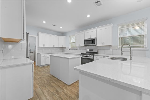 3807 Winding Road, Arlington, TX 76016