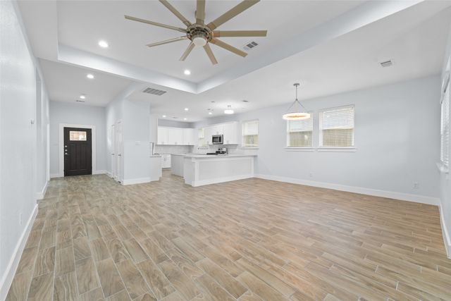 3807 Winding Road, Arlington, TX 76016