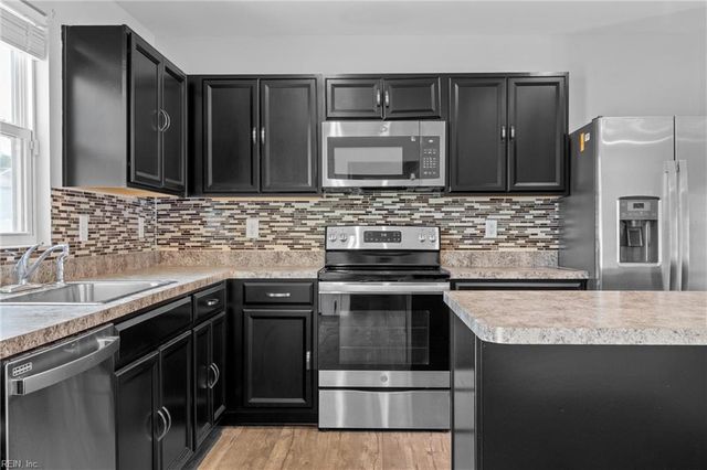 2044 Van Zandt PW, Suffolk, VA 23434