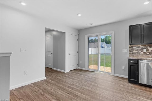2044 Van Zandt PW, Suffolk, VA 23434