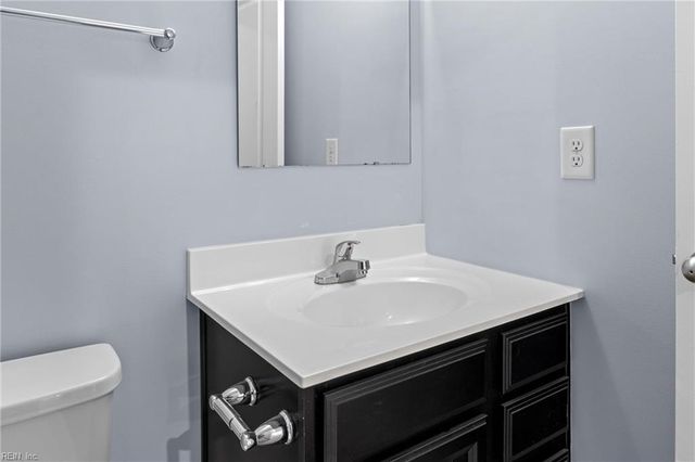 2044 Van Zandt PW, Suffolk, VA 23434