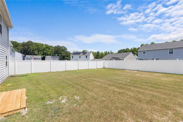 2044 Van Zandt PW, Suffolk, VA 23434
