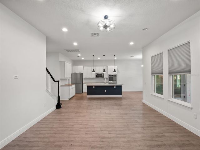 8352 LOOKOUT POINTE DRIVE, Windermere, FL 34786