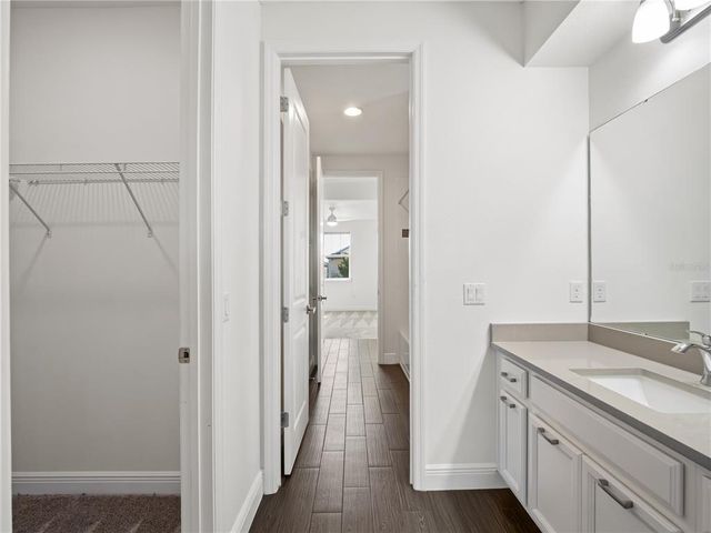 8352 LOOKOUT POINTE DRIVE, Windermere, FL 34786