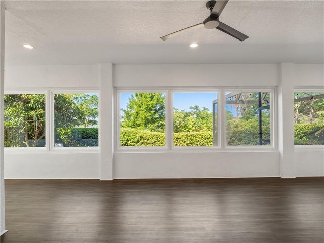 8352 LOOKOUT POINTE DRIVE, Windermere, FL 34786