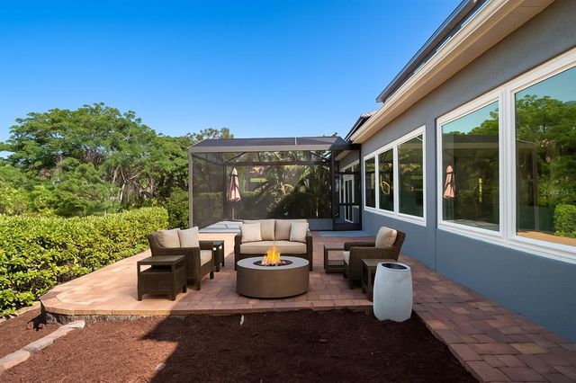 8352 LOOKOUT POINTE DRIVE, Windermere, FL 34786