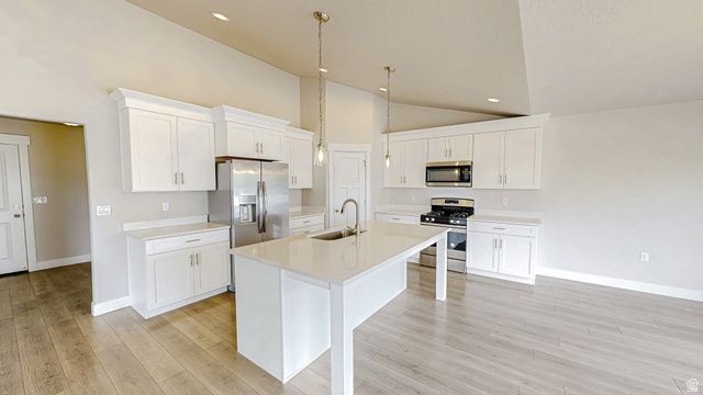4602 N KINGS PEAK WAY WAY, Eagle Mountain, UT 84005