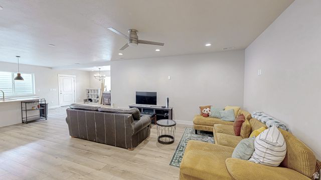 4602 N KINGS PEAK WAY WAY, Eagle Mountain, UT 84005