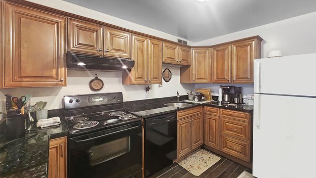 211 E Ohio Street 1505, Chicago, IL 60611