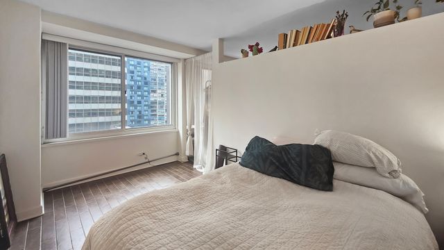 211 E Ohio Street 1505, Chicago, IL 60611