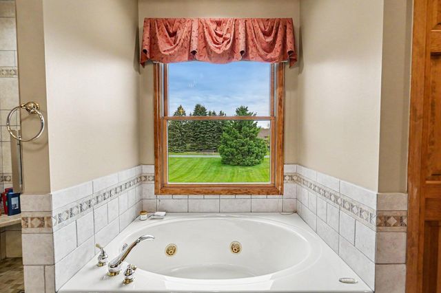 8588 Webster Hills Road, Webster Twp, MI 48130