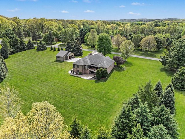 8588 Webster Hills Road, Webster Twp, MI 48130