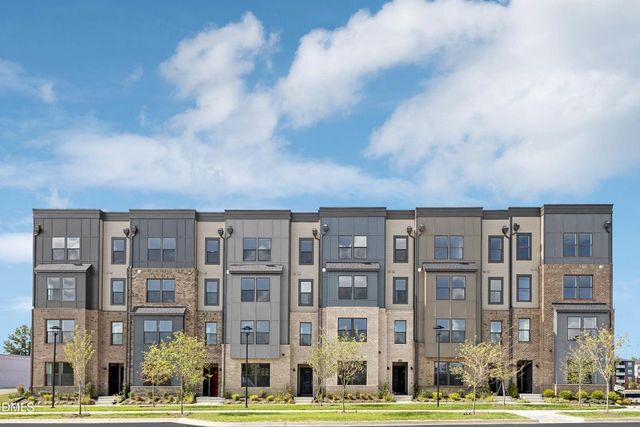 411 Grove Overlook Lane 100, Wake Forest, NC 27587