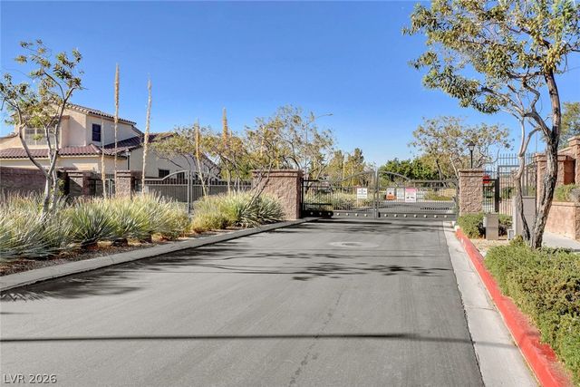 4420 Desert Haven Avenue, North Las Vegas, NV 89085