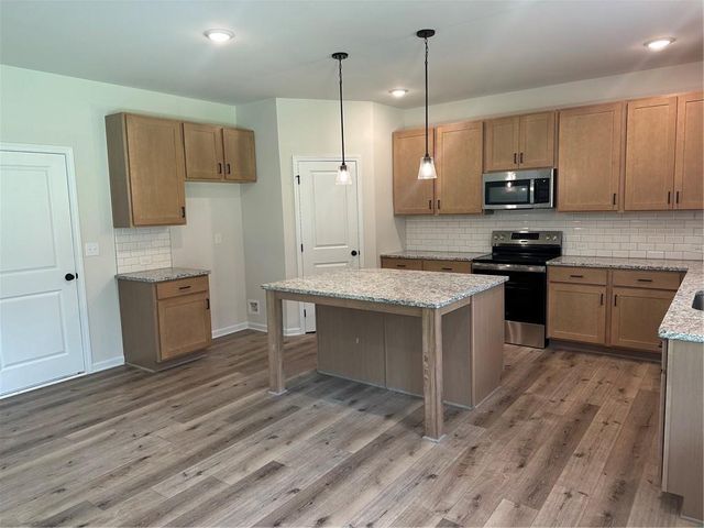 326 Rodeo Drive, Auburn, GA 30011