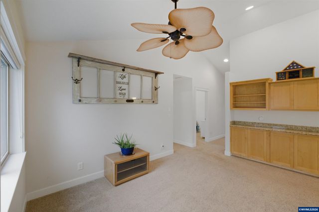 2697 Islander Av NW, Salem, OR 97304