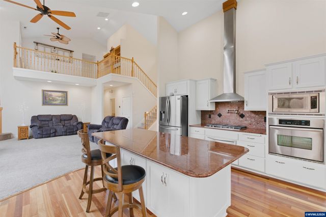 2697 Islander Av NW, Salem, OR 97304
