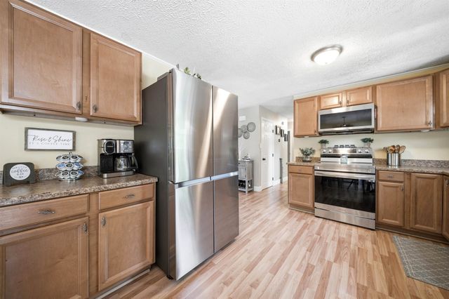 50 Davis Road, Merrimack, NH 03054