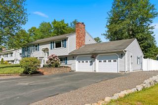 50 Davis Road, Merrimack, NH 03054
