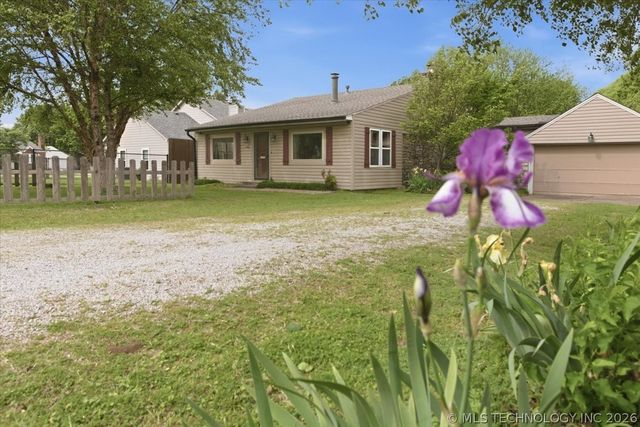 3250 S Fulton Avenue, Tulsa, OK 74135