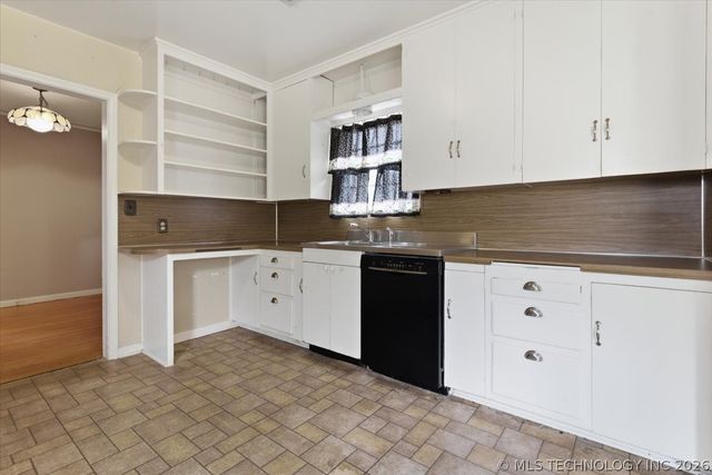 3250 S Fulton Avenue, Tulsa, OK 74135