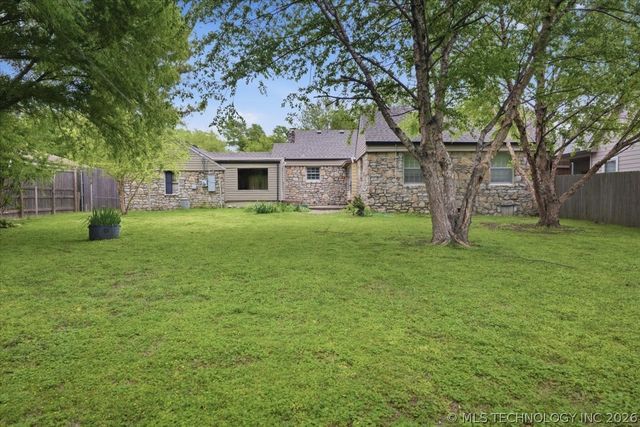 3250 S Fulton Avenue, Tulsa, OK 74135