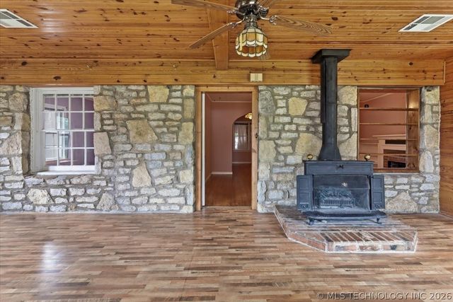 3250 S Fulton Avenue, Tulsa, OK 74135