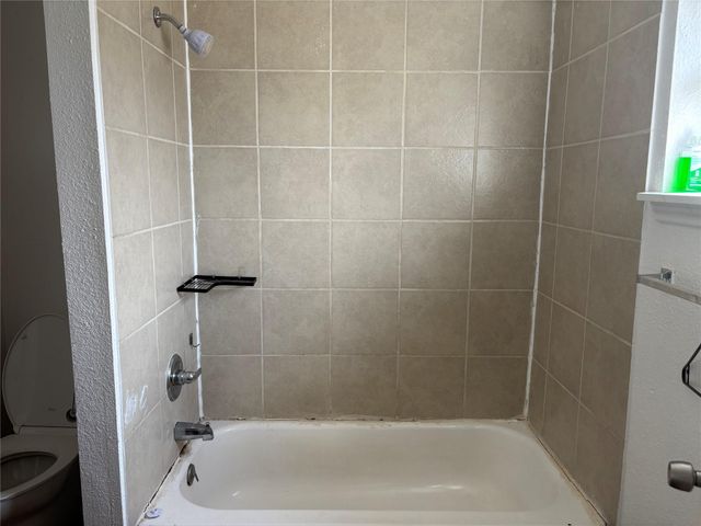 122 Gulls Cut S, Baytown, TX 77523