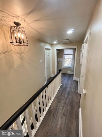 321 UNION AVE, Stratford, NJ 08084