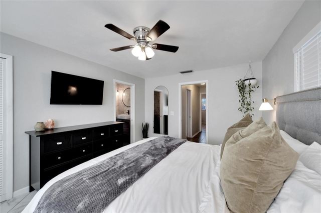 2138 TIMBER LANE, Clearwater, FL 33763