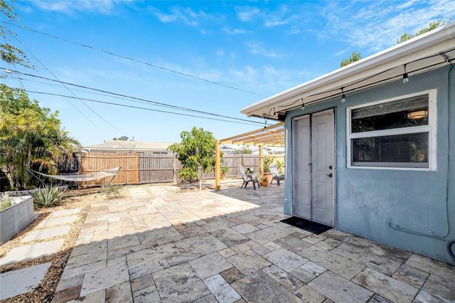 2138 TIMBER LANE, Clearwater, FL 33763