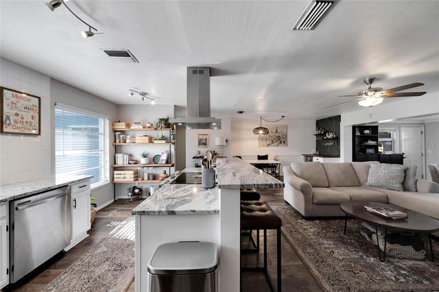 2138 TIMBER LANE, Clearwater, FL 33763