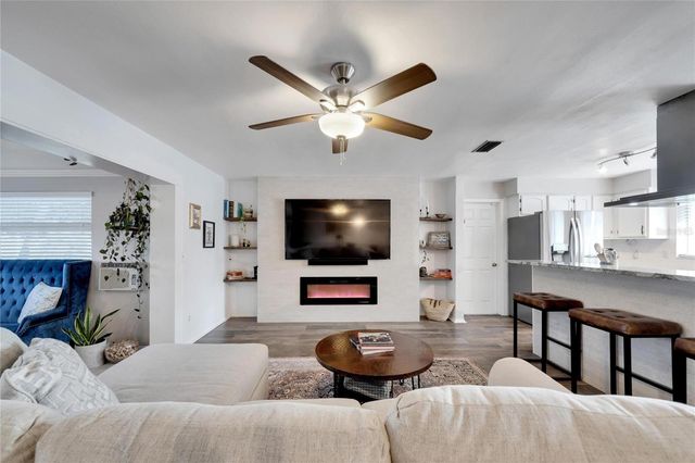 2138 TIMBER LANE, Clearwater, FL 33763