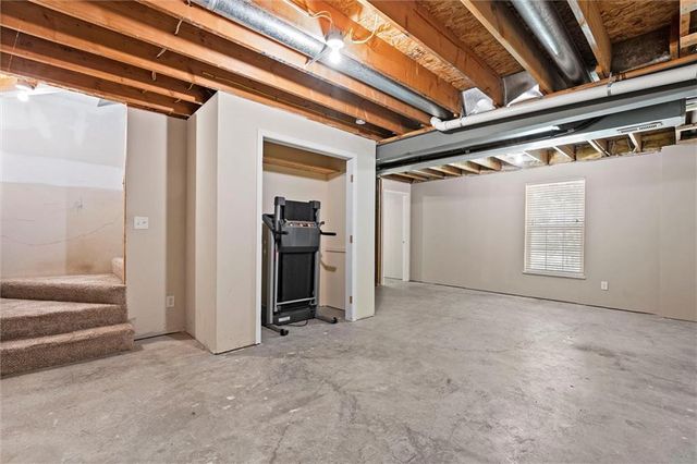 3304 N 103rd Court, Kansas City, KS 66109