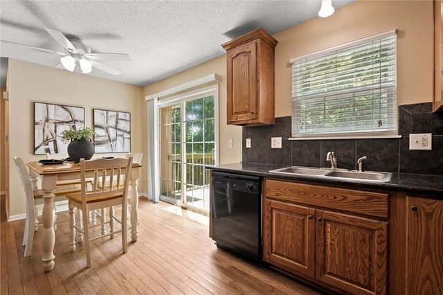 3304 N 103rd Court, Kansas City, KS 66109