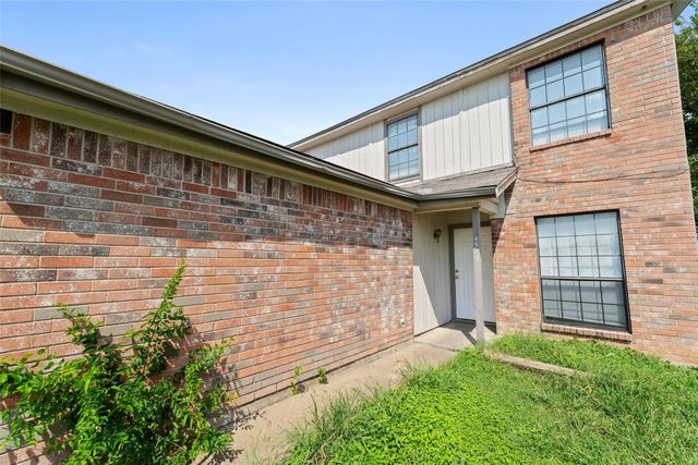 4529 Mizzenmast Court, Fort Worth, TX 76135
