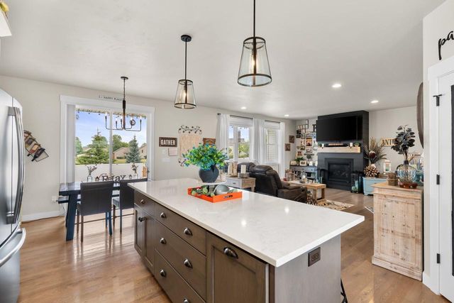 W5638 HOELZEL WAY, Appleton, WI 54915